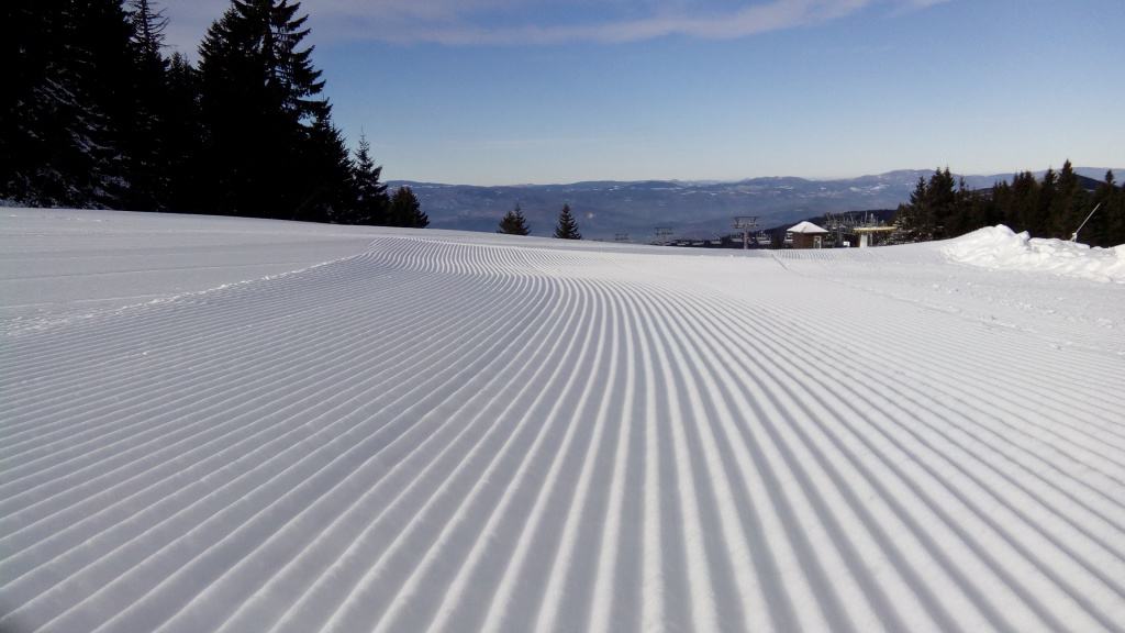 Nastavlja se sezona skijanja na Kopaoniku !!! Skijališta Srbije izlaze u susret mnogima koji se ovih dana na društvenim mrežama interesuju da li će se skija 