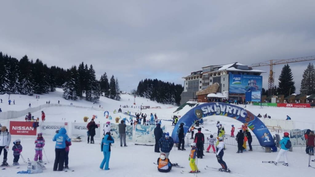 Dečija trka “Mini kids spust” u ski vrtiću u Dolini sporotva - HopNaKop Kopaonik